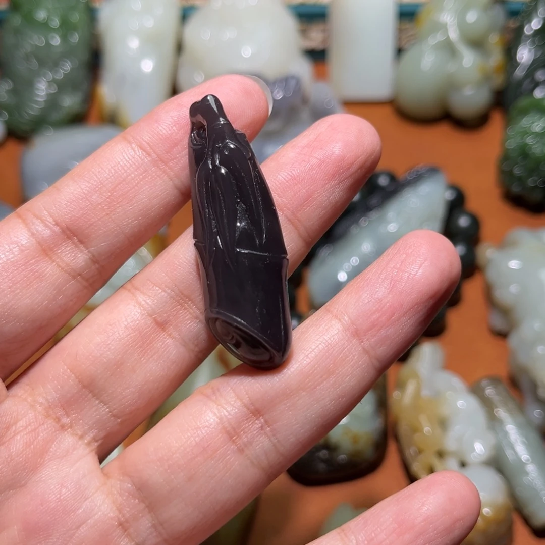 未镶嵌和田玉挂件