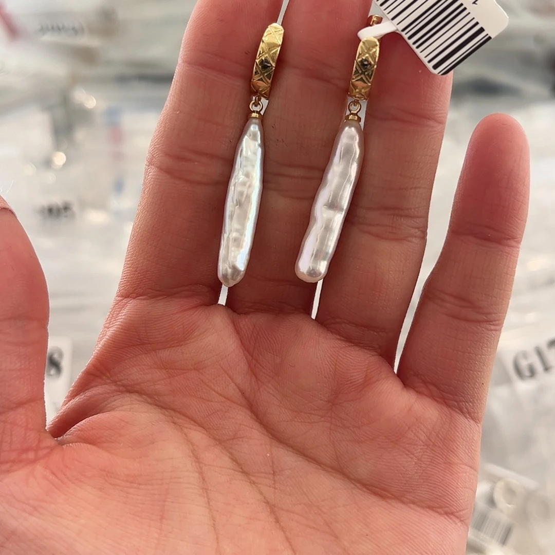 淡水珍珠耳饰合金