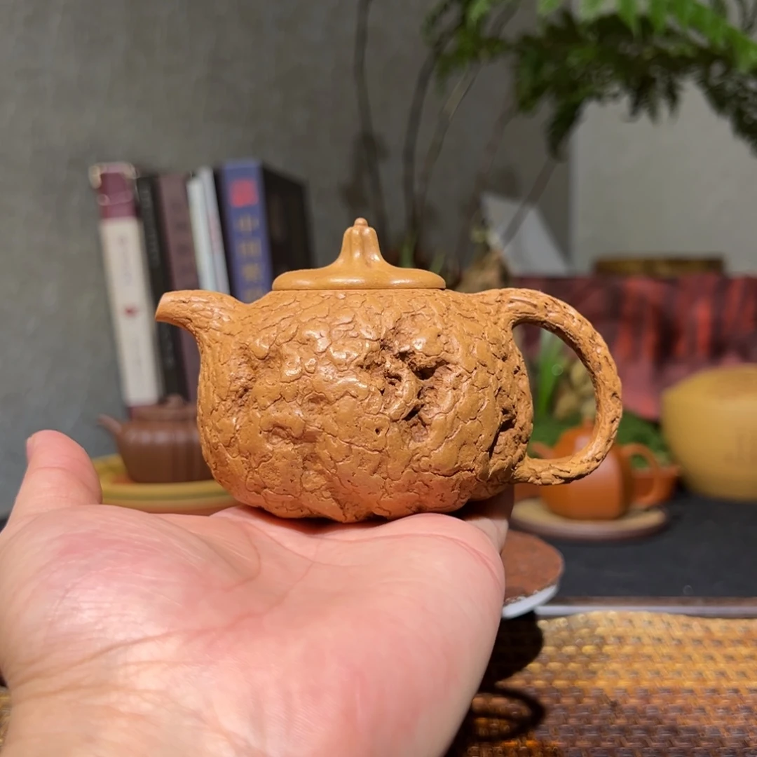 余法龙段泥供春壶