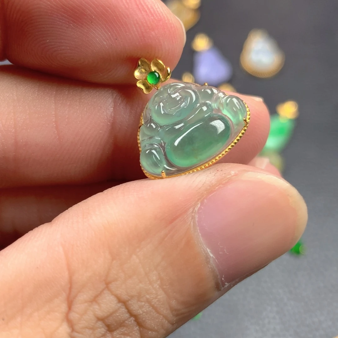 【闪购商品】颈饰18K金镶嵌翡翠翡翠