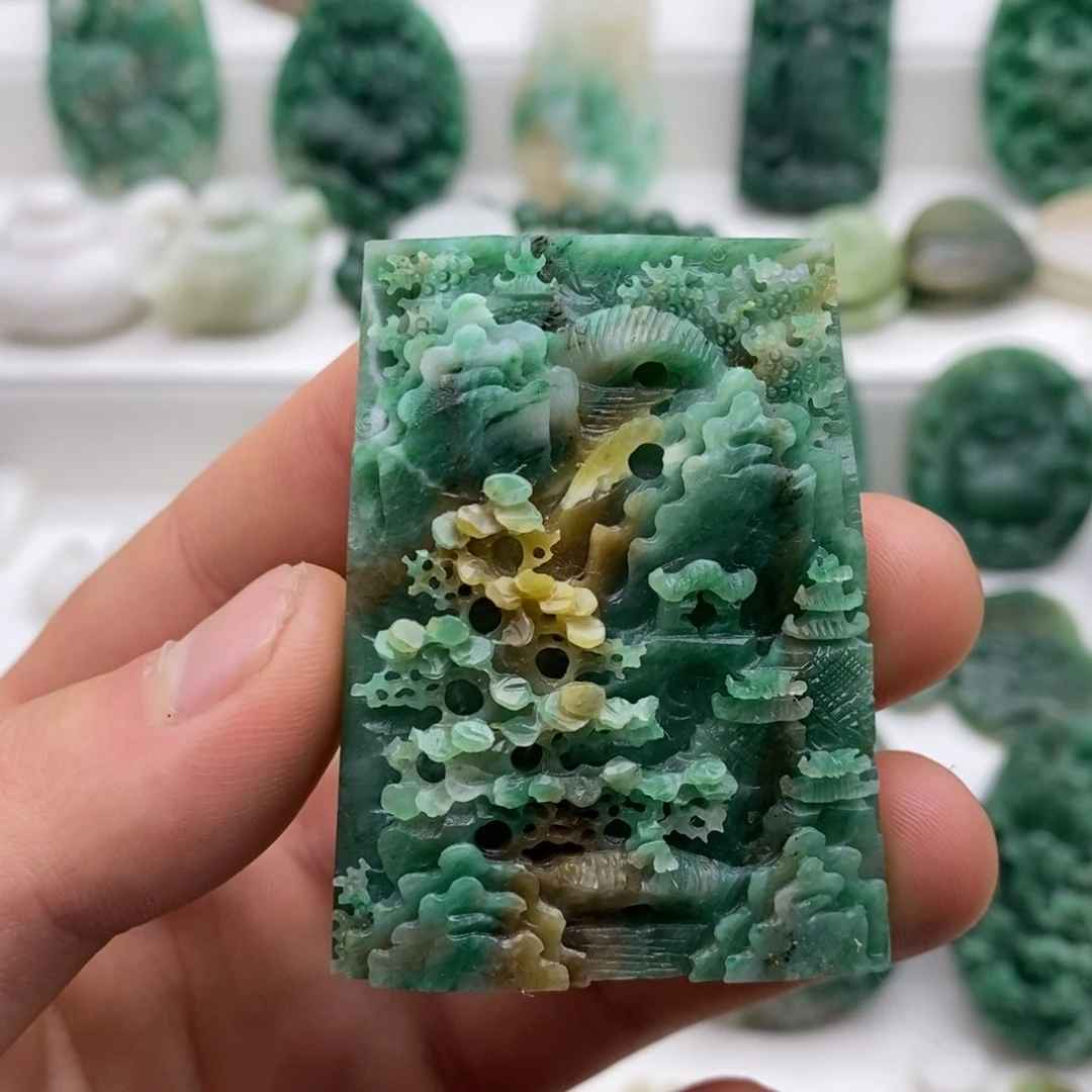 独山玉颈饰未镶嵌