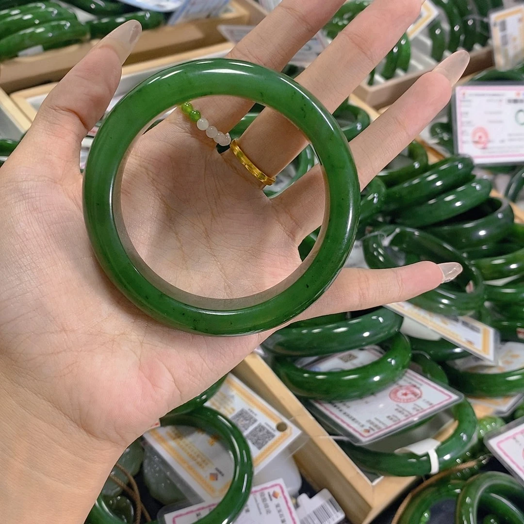 梦***影未镶嵌手链和田玉