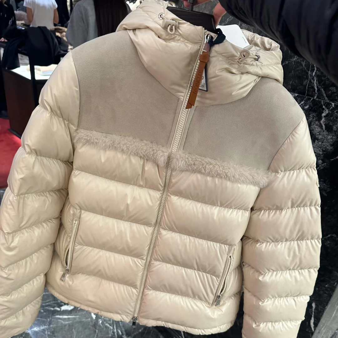未使用 MONCLER san0853/连帽羽绒服/尺码2码