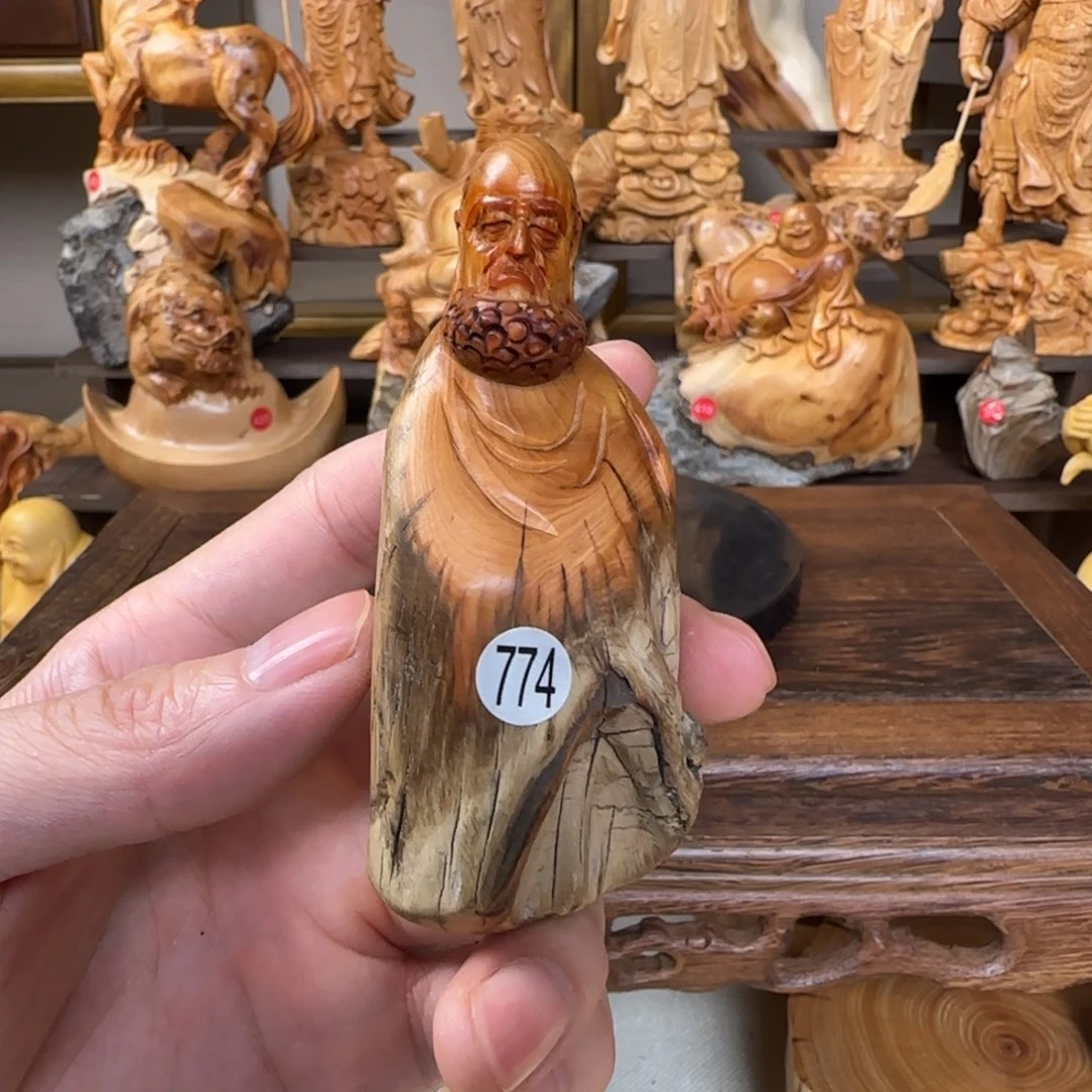崖柏小木匠艺雕一物一拍