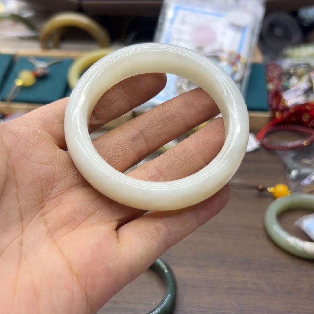 和田玉未镶嵌手镯57圈围303