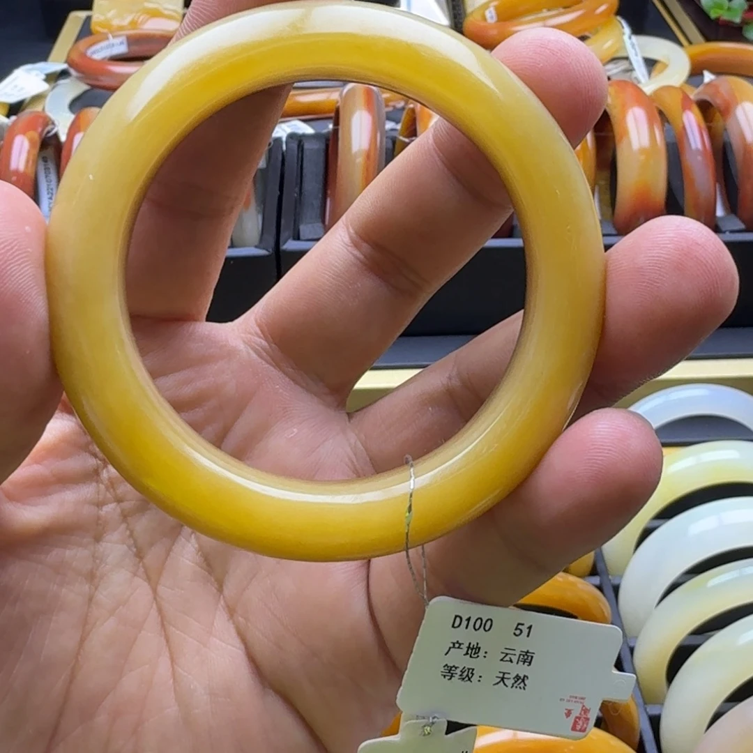 石英质玉（黄龙玉）未镶嵌手镯