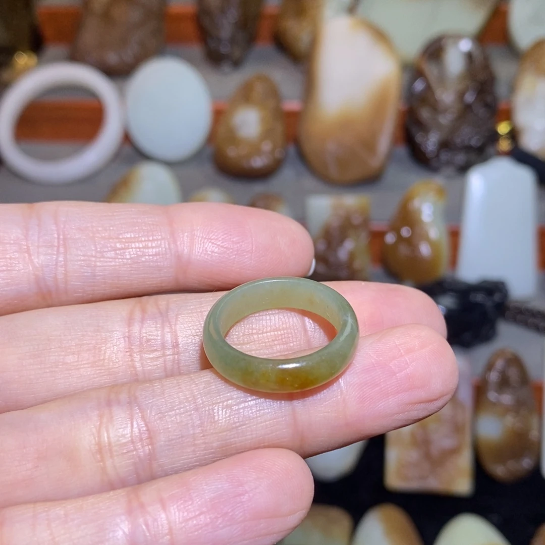 项圈未镶嵌和田玉戒指