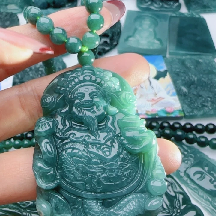 翡翠未镶嵌颈饰多样性发货天然A货翡翠