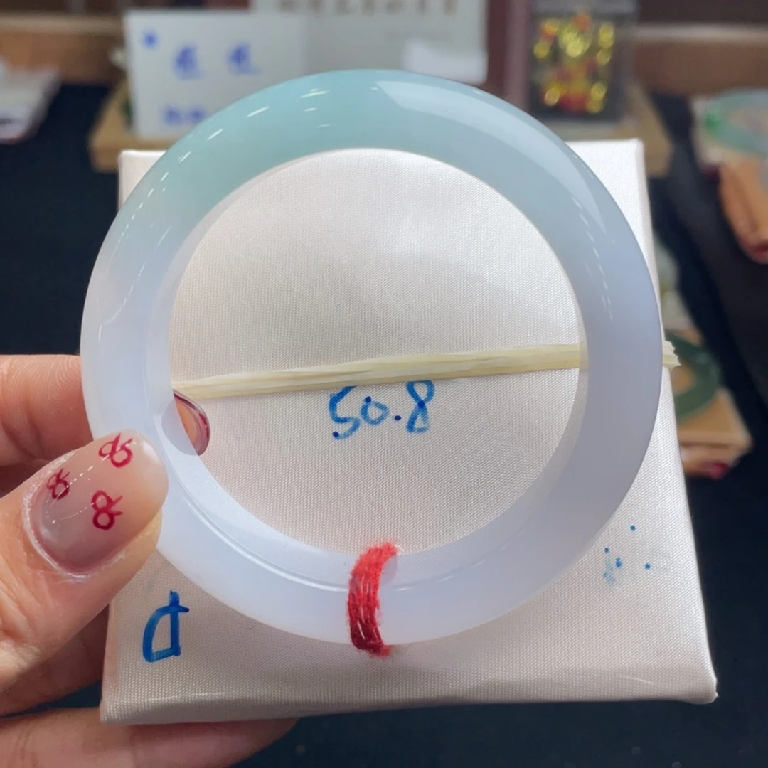 翡翠手镯未镶嵌51.2正圈