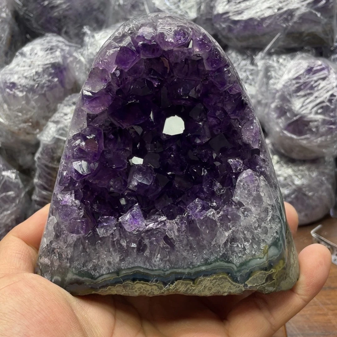 未镶嵌水晶大型摆件（非配饰）