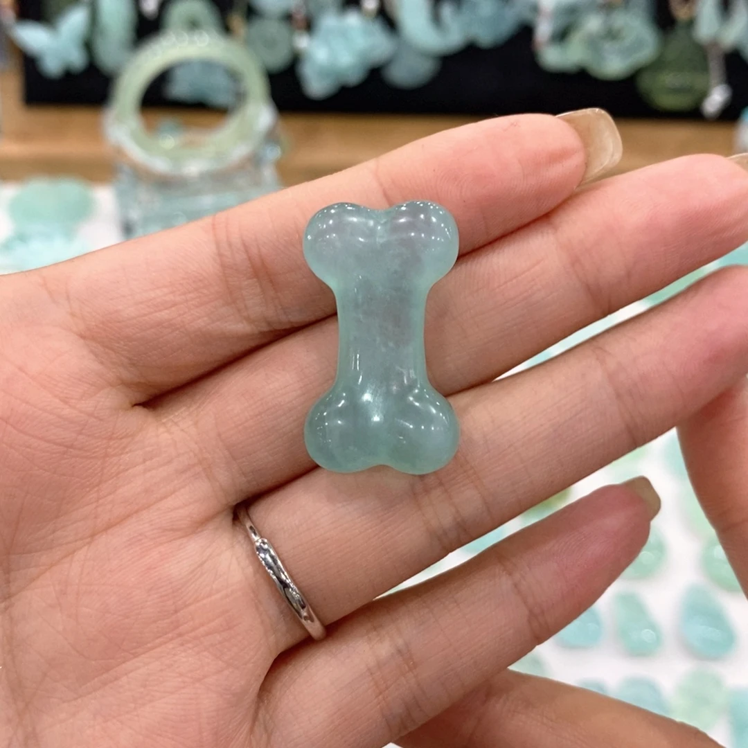 合金蛇纹石玉颈饰