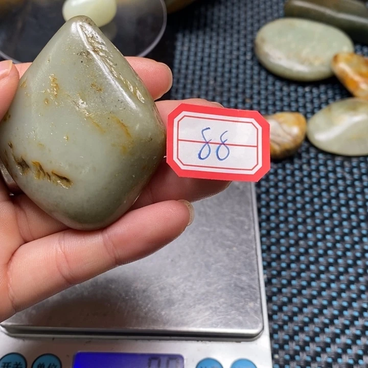 未镶嵌和田玉把件88