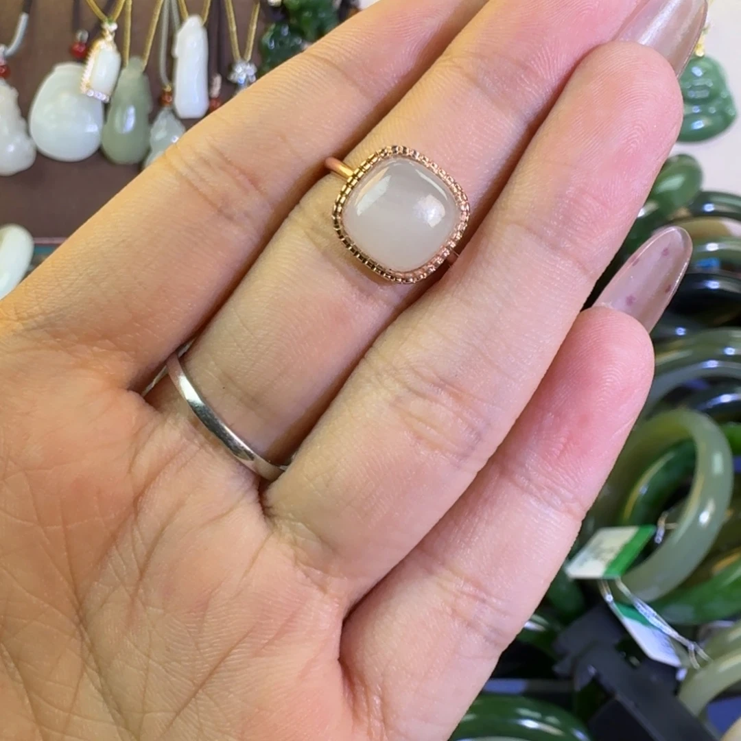 和田玉未镶嵌戒指