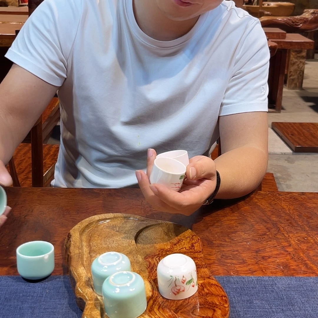 玉木（非红木类）巴花学名古夷苏木