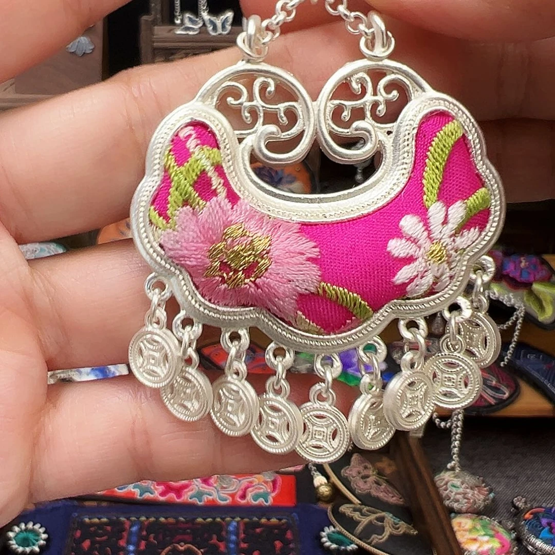 织绣手工刺绣工艺品