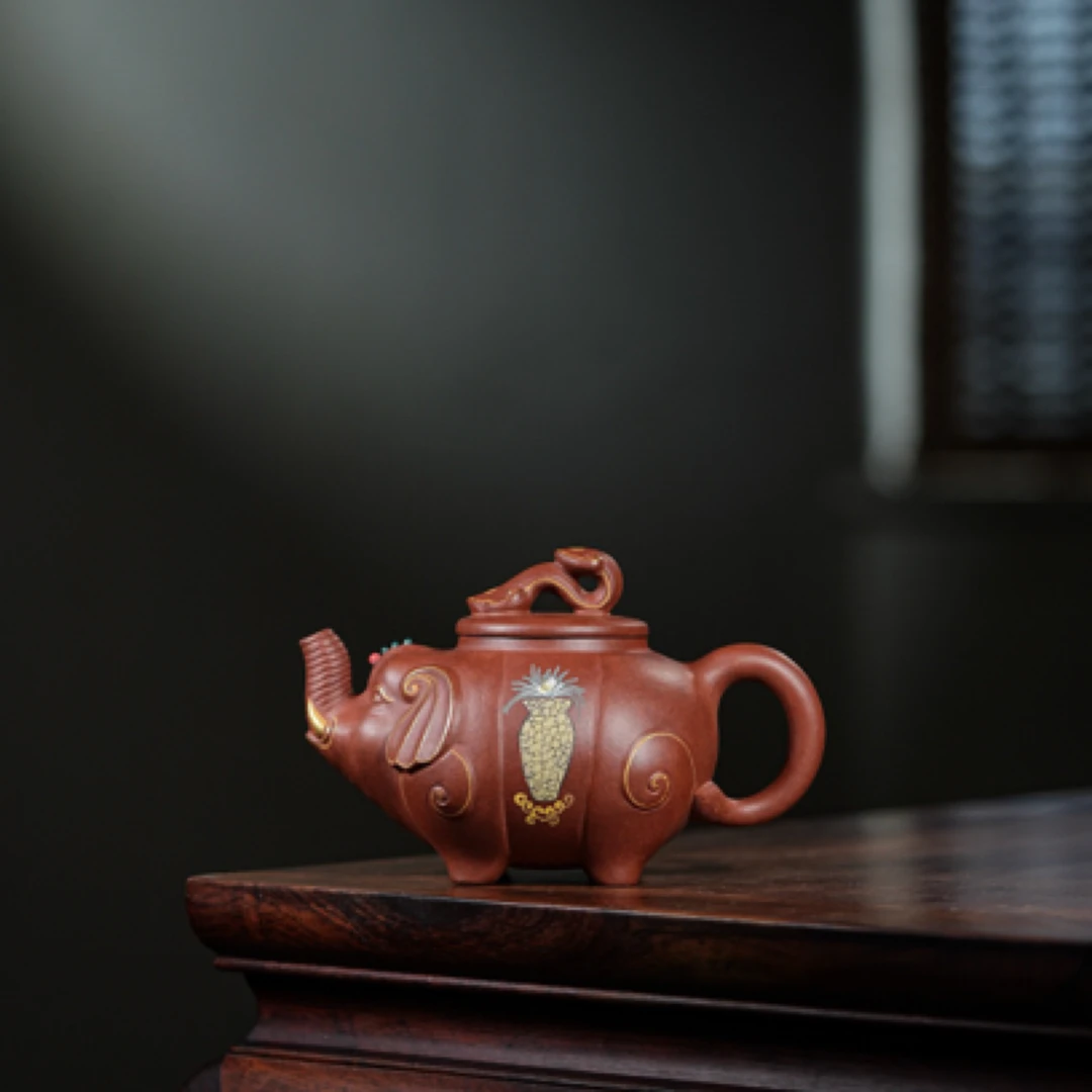 美壶推荐：【吉祥如意】泥料:原矿底槽清容量:400cc作者:陈老师