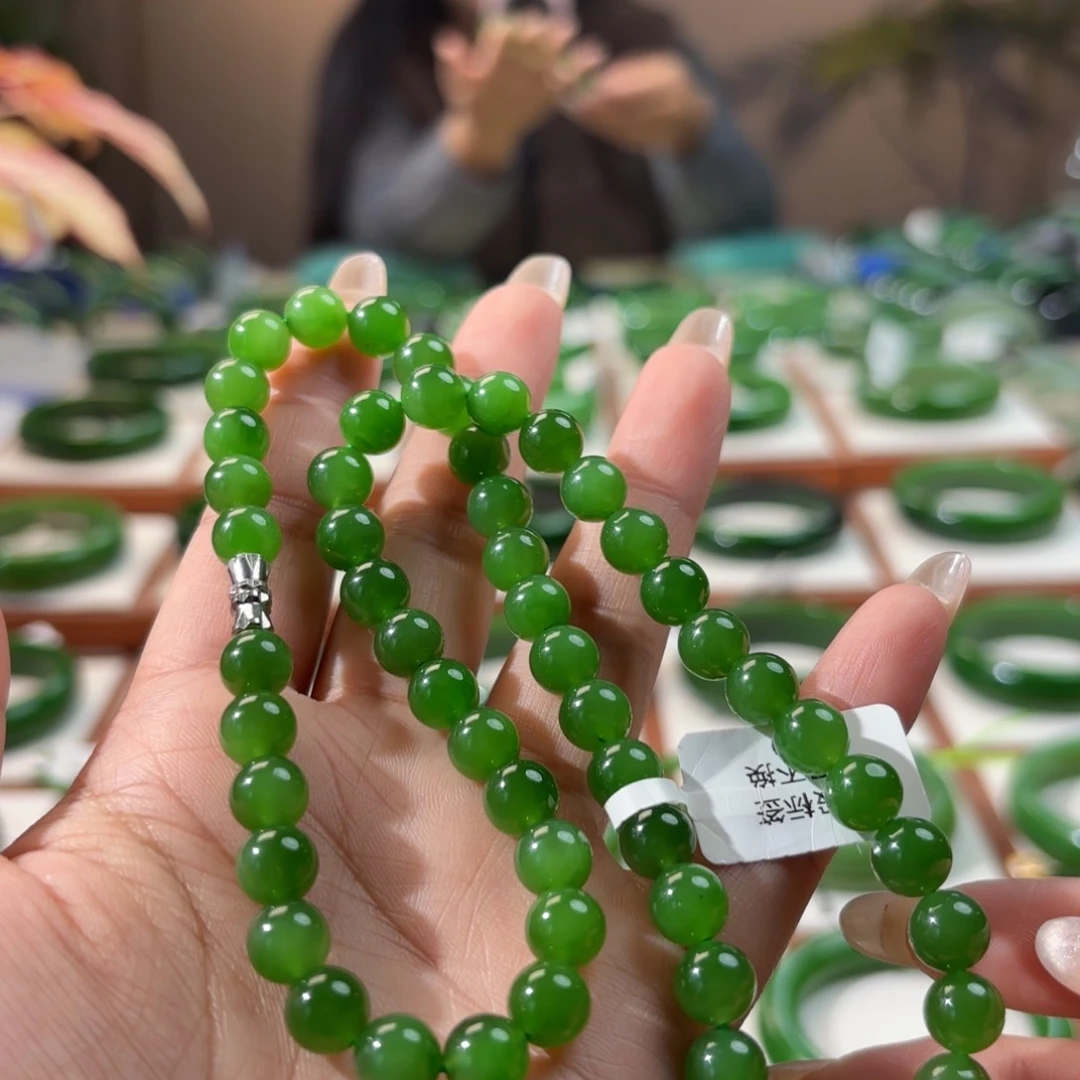 颈饰未镶嵌和田玉（碧玉）卡8