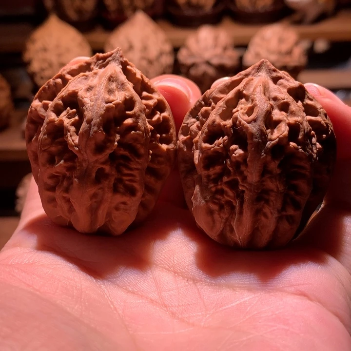 ****梨吊坠文玩核桃楸玥核90