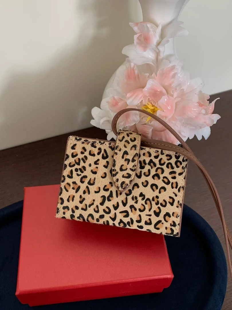 【LIUU】自制豹纹卡包 多层卡夹