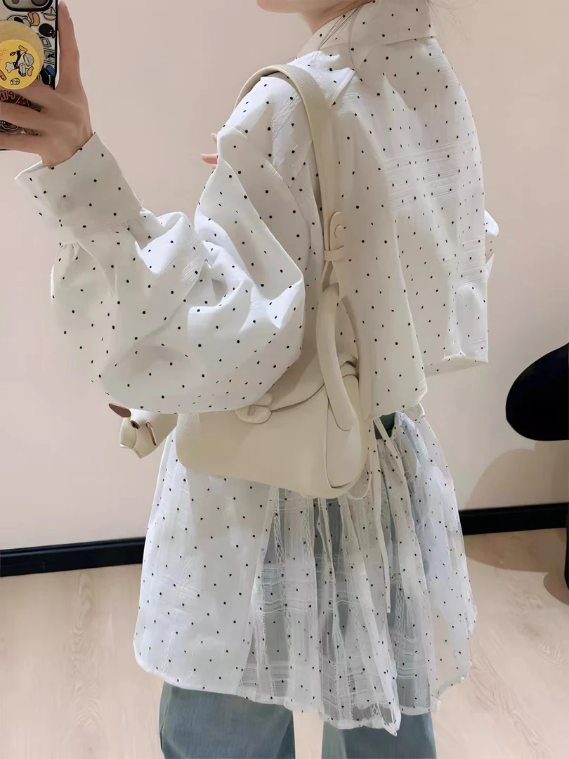 大码设计感小众波点长袖衬衫女春季法式复古露背蕾丝拼接上衣