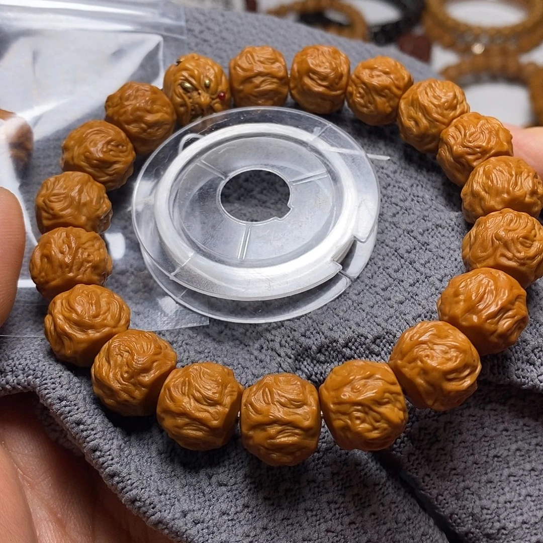 猴头核桃手串全品13左右龙蛇之变高配36号