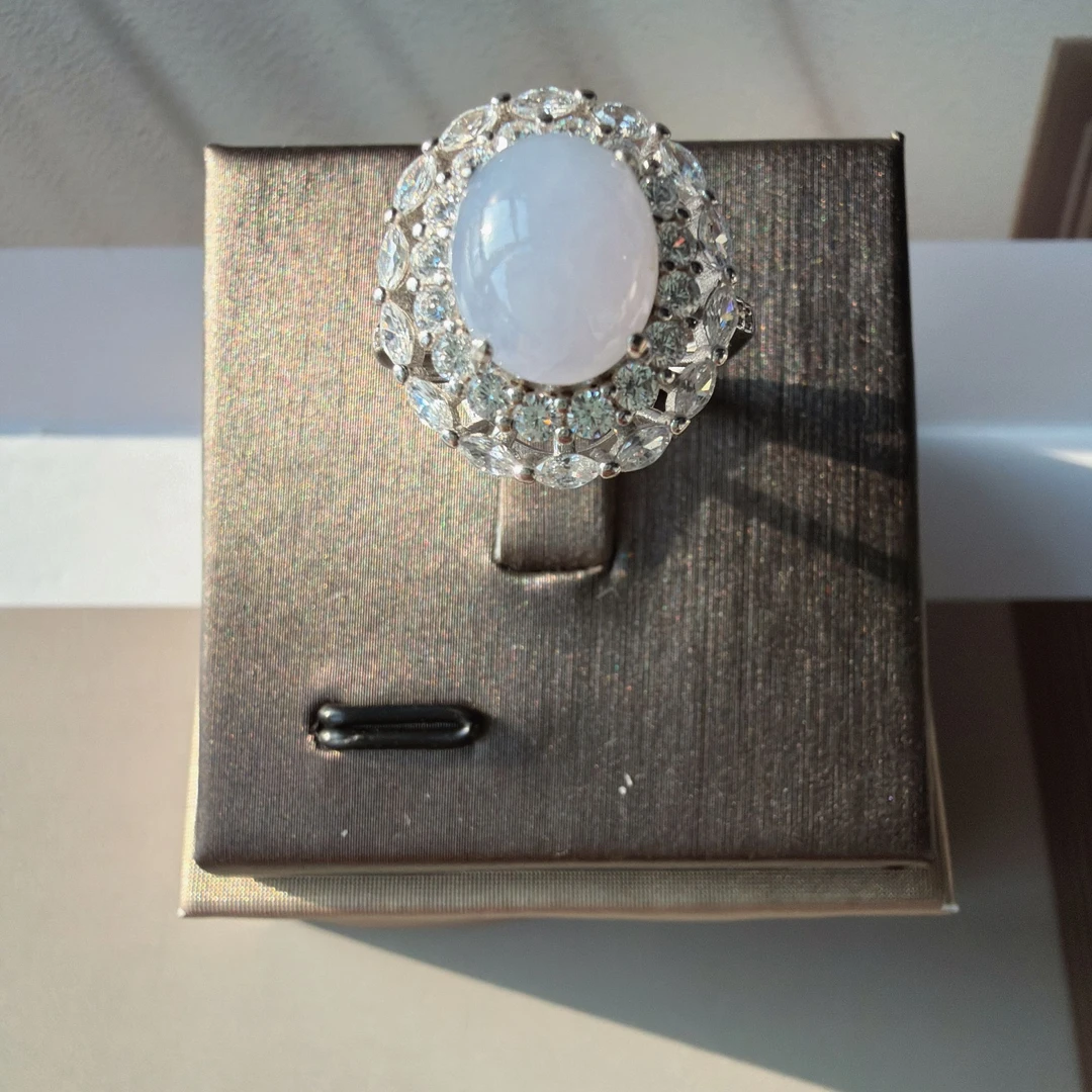 天然A货翡翠紫罗兰蛋面S925银镶嵌鸽子蛋戒圈小众时尚轻奢款戒指