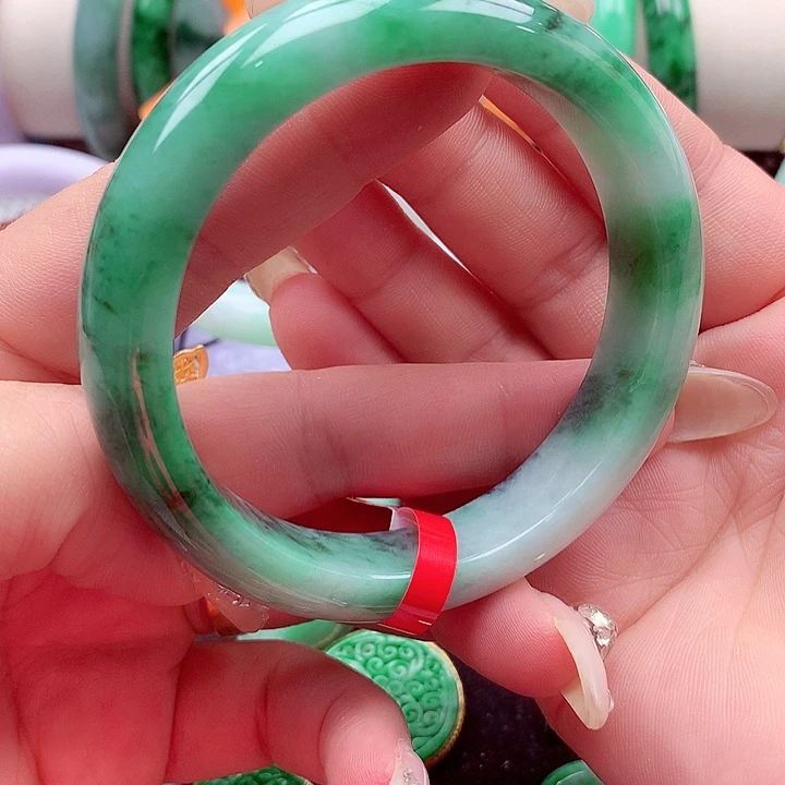 翡翠未镶嵌手镯翡翠翡翠手镯