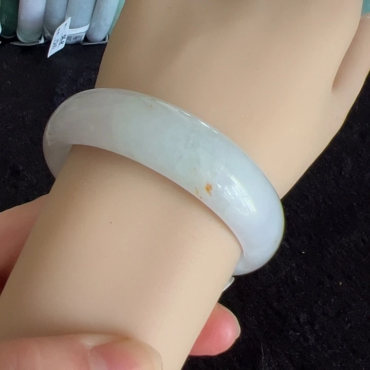 翡翠未镶嵌手镯编号52274圈口55