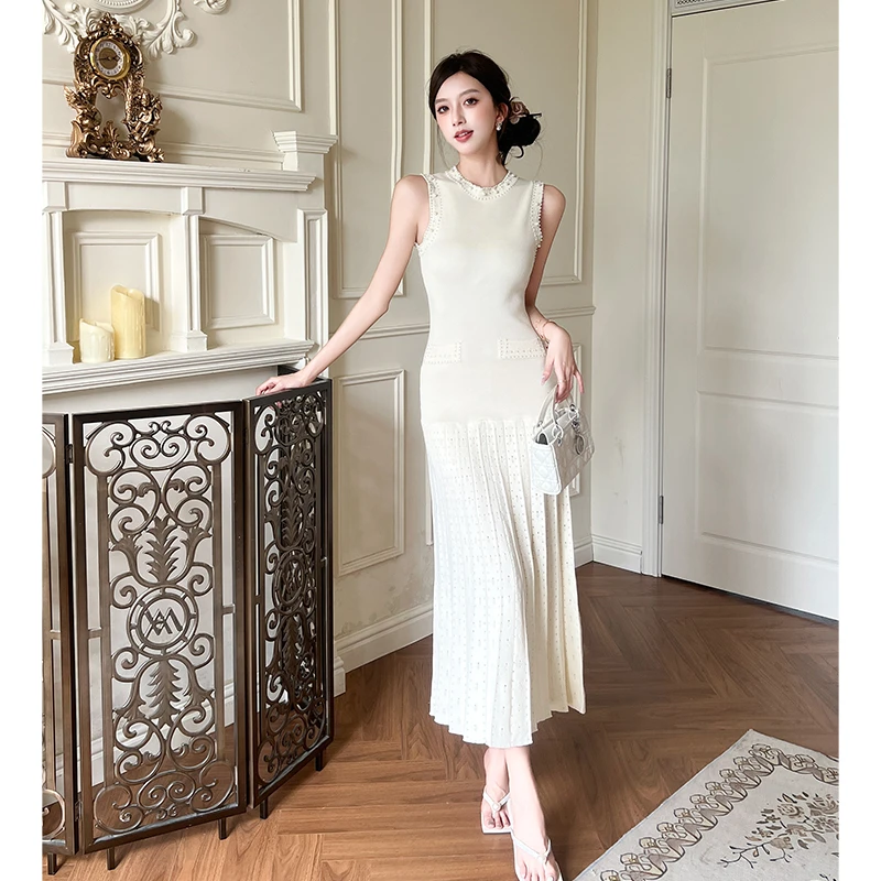 法式连衣裙夏季新款法式小香风重工钉珠无袖背心收腰针织气质长裙