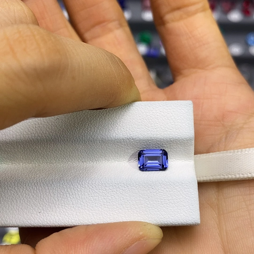 合成（培育）蓝宝石裸石未镶嵌关****?1.3ct定制戒指