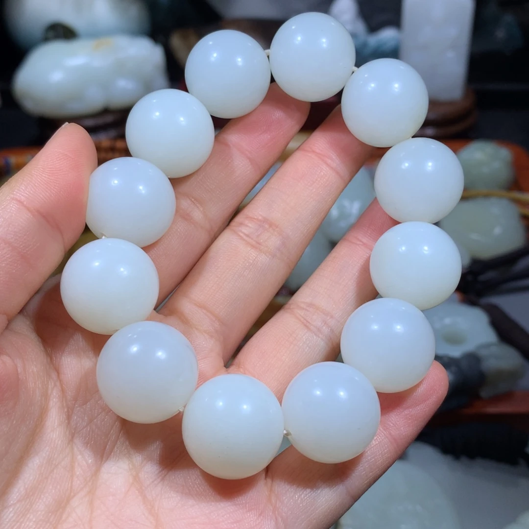 和田玉颈饰未镶嵌喻*奶