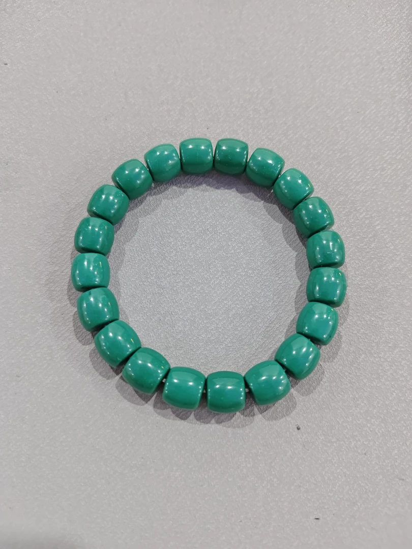 A309号精品绿色卡10mm直切手串