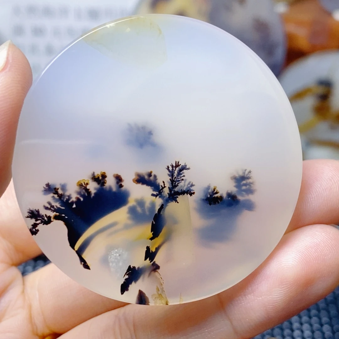 玛瑙/玉髓未镶嵌珠宝奇石