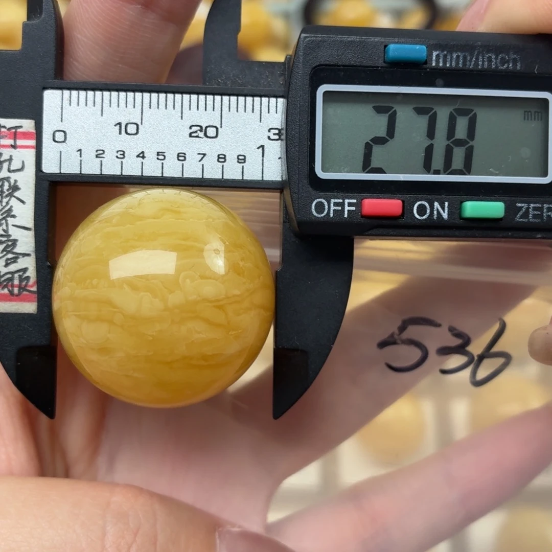 未镶嵌蜜蜡裸石蜜蜡