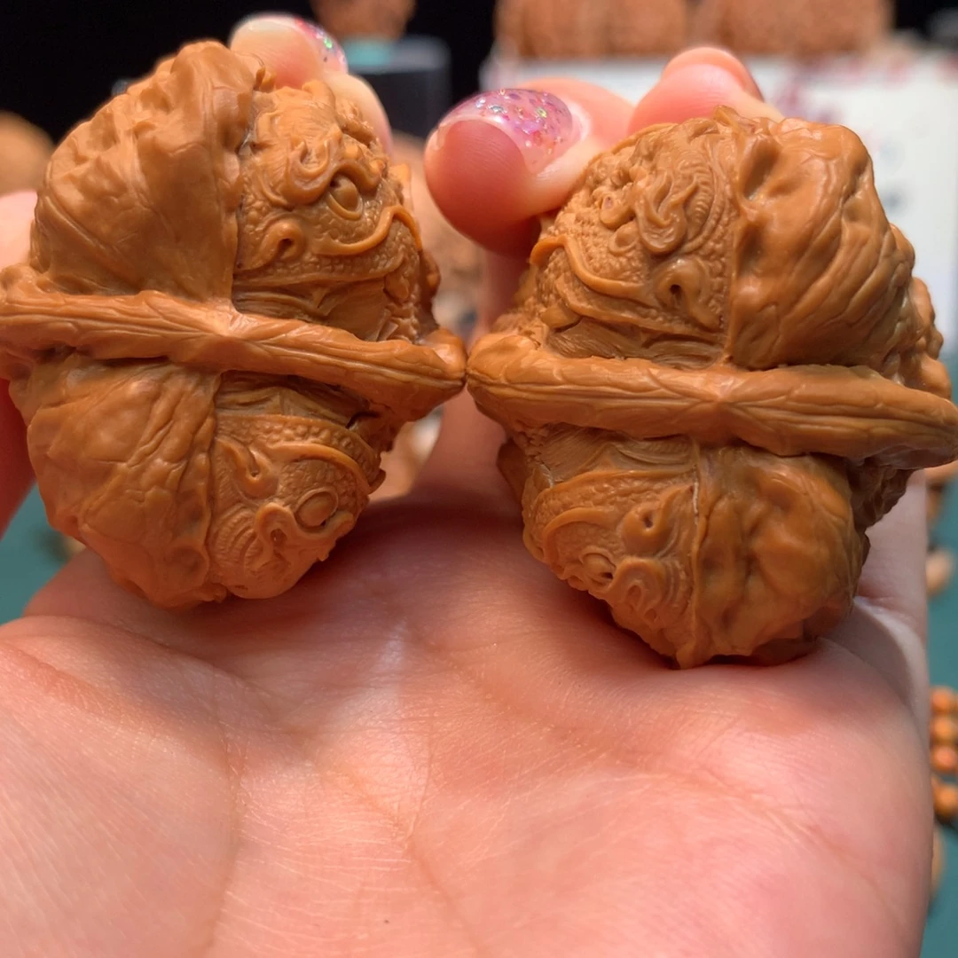 文玩核桃把件-龙蟾