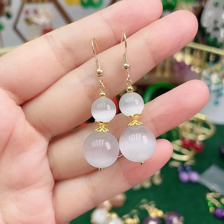 石英质玉耳钉合金