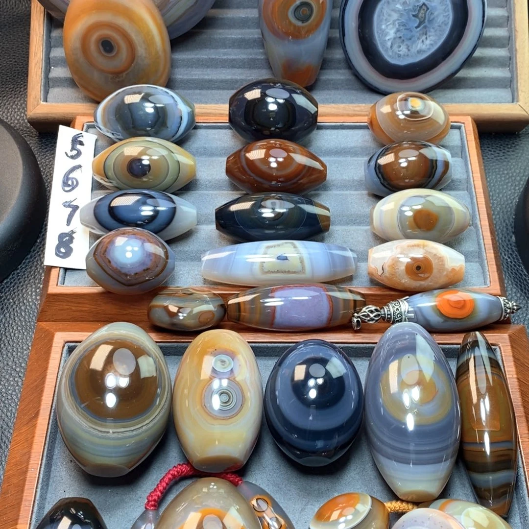 玛瑙/玉髓未镶嵌珠宝奇石