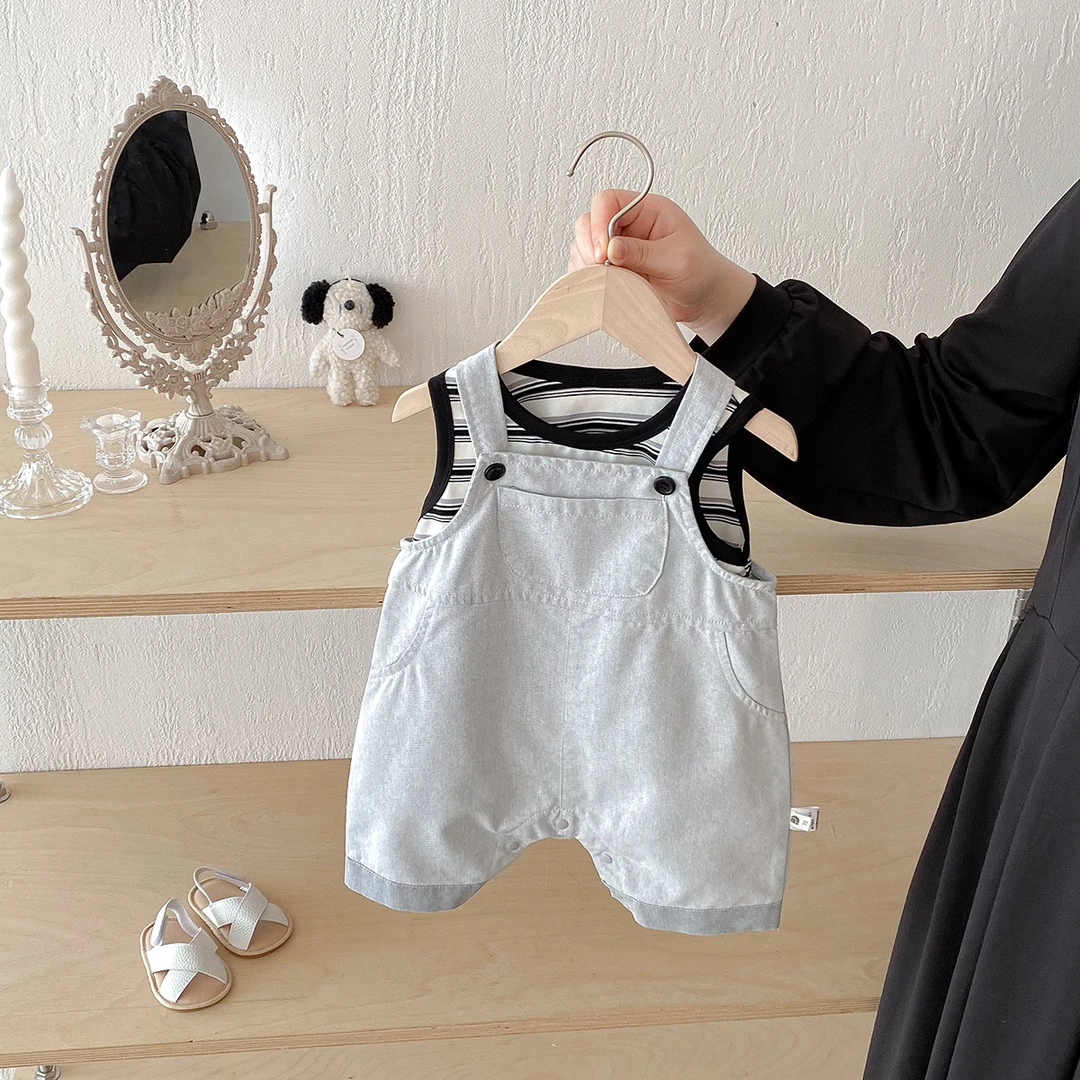 男宝宝夏季背带裤无袖背心两件套幼儿衣服帅气可爱
