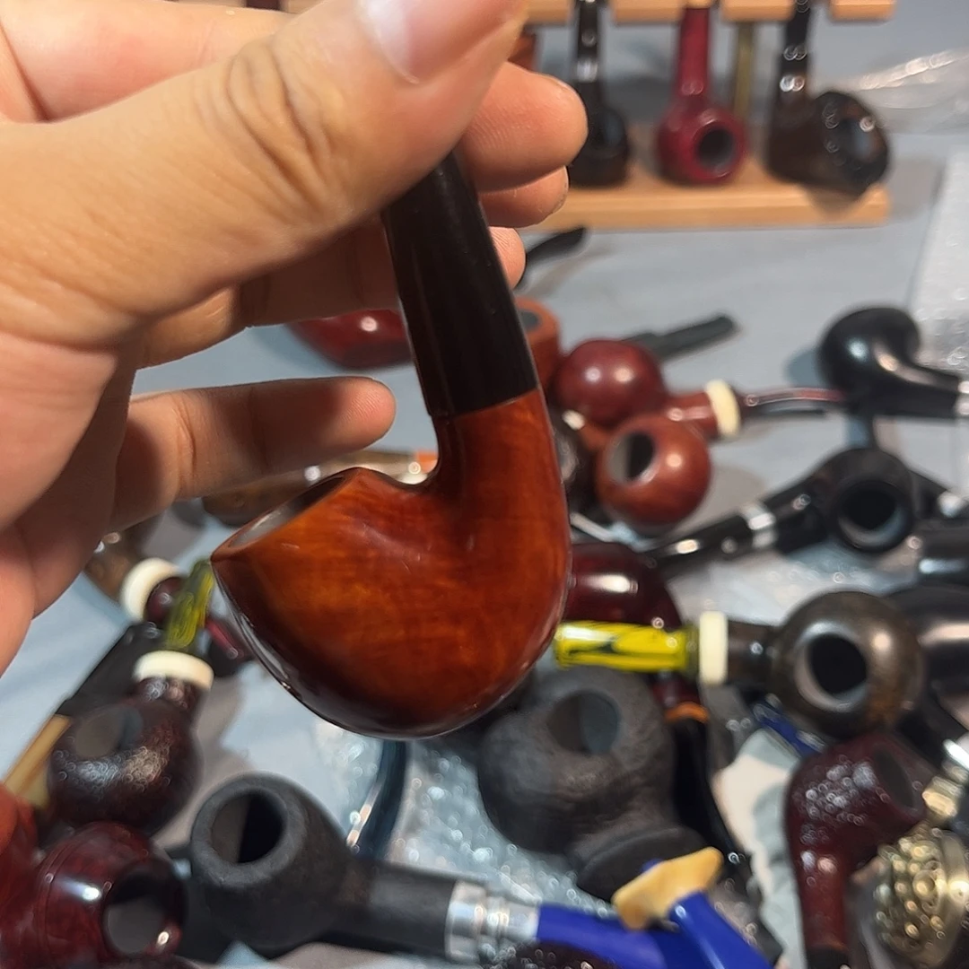 石楠木入门叼斗烟斗