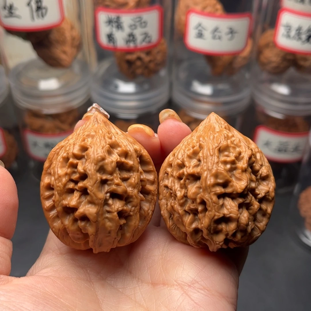 文玩核桃把件大沽石