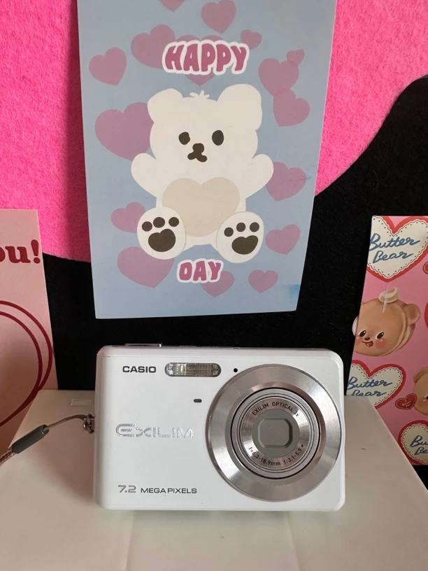 9新 Casio/卡西欧 9新卡西欧Z77 720万像素 3倍变焦 出片色彩浓郁