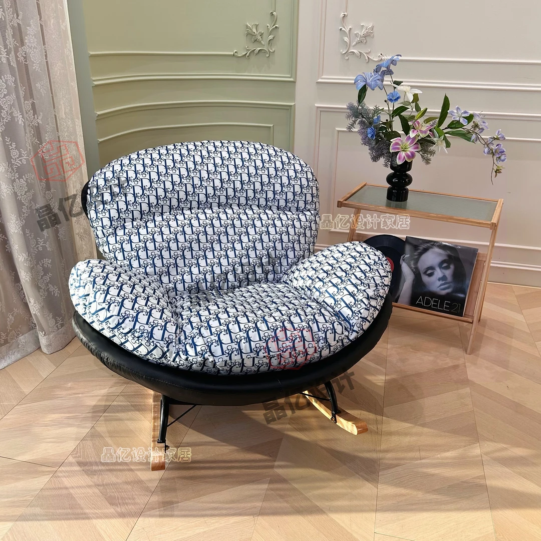 蓝白蝴蝶椅D字轻奢满印摇摇椅设计客厅单人椅阳台椅创意简约北欧