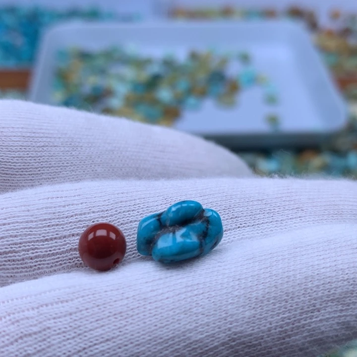 南红玛瑙未镶嵌珠宝奇石