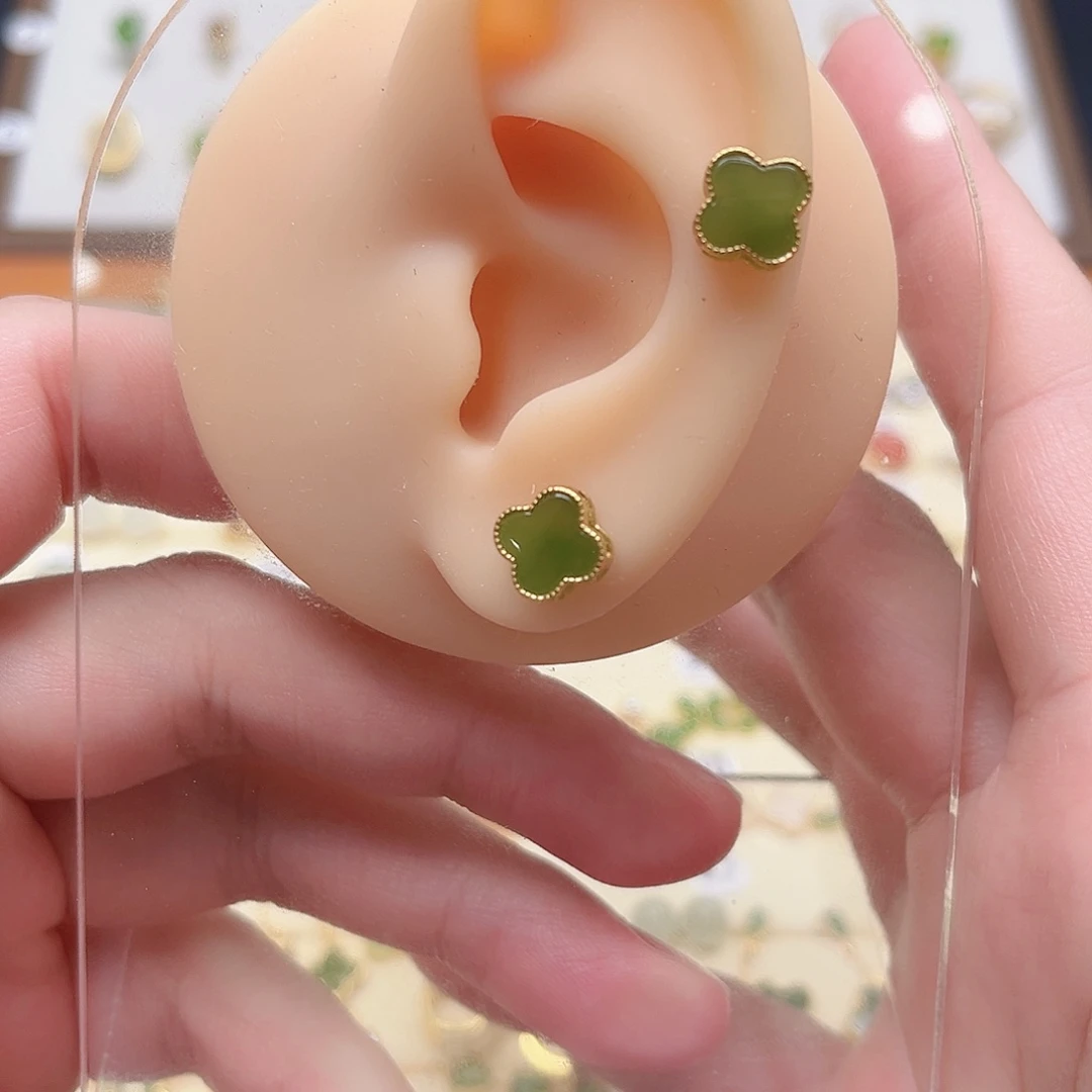 和田玉银S925镶嵌耳饰