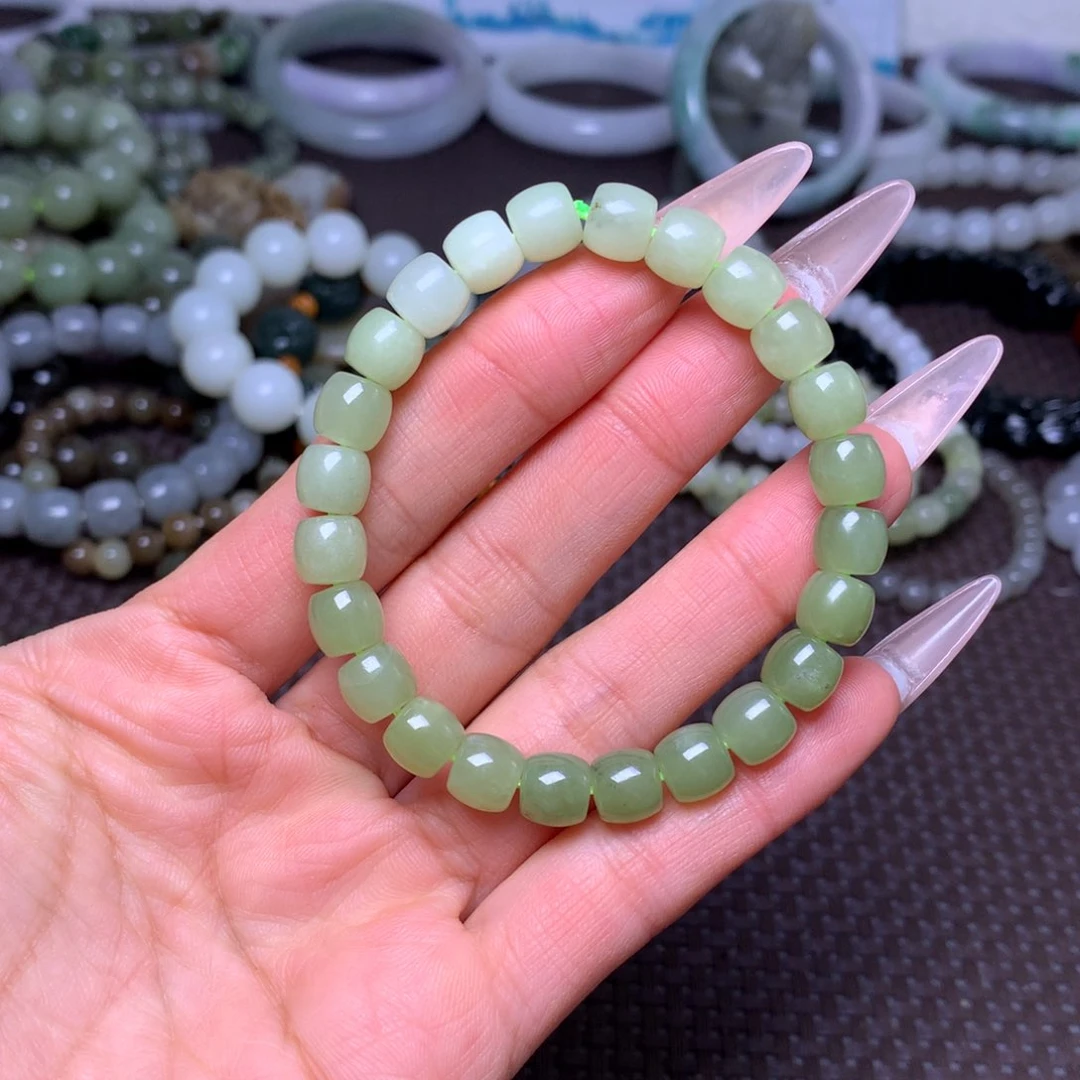 未镶嵌手串和田玉卡8