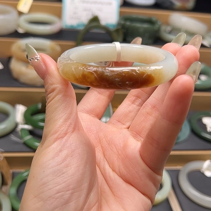 圆***圆未镶嵌手镯和田玉