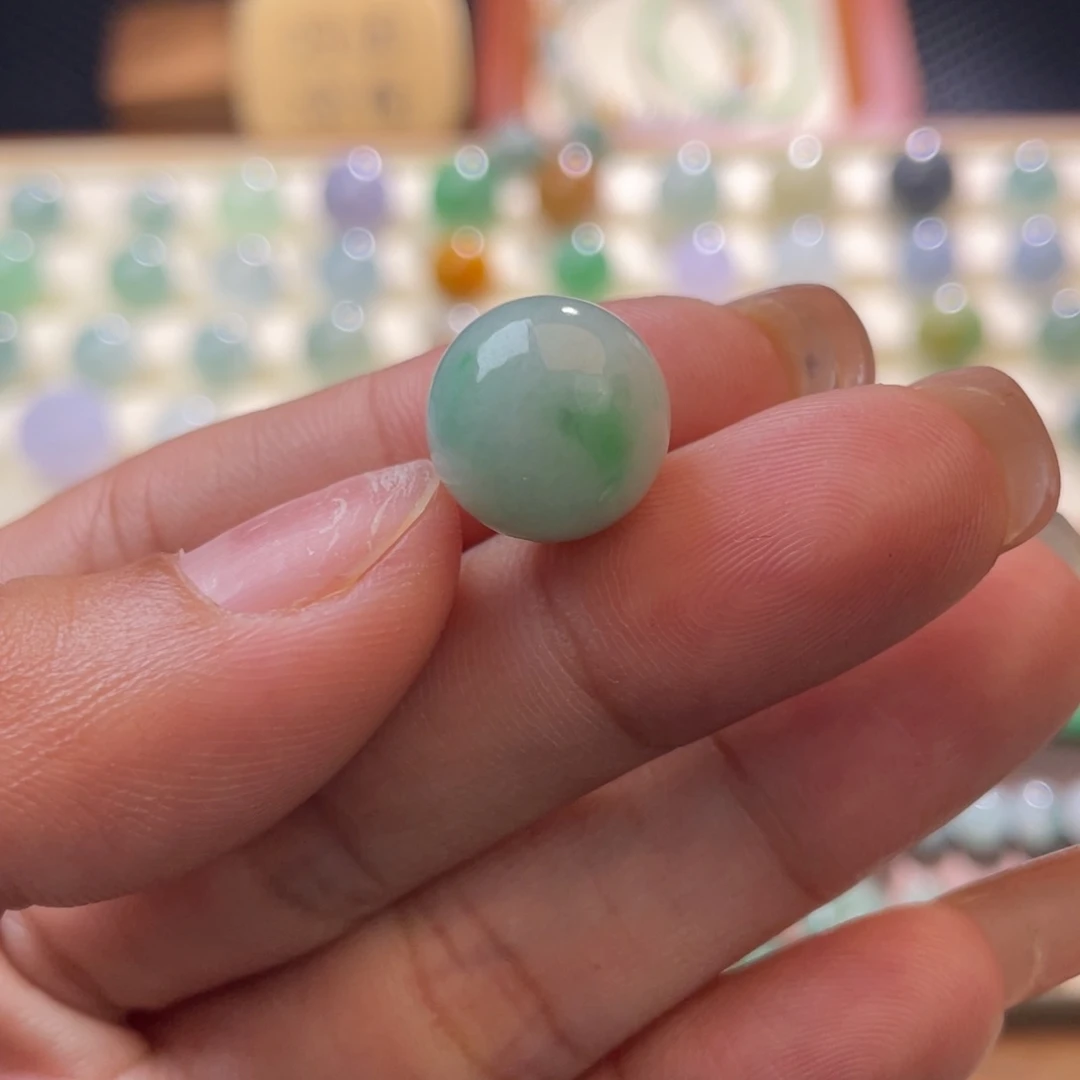 翡翠散珠退****家福利圆珠12.8mm 不鉴赏