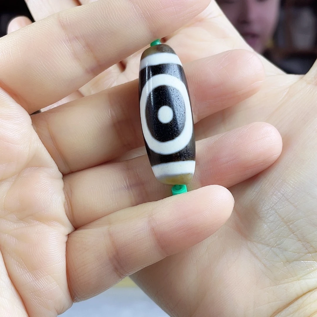 西***房玛瑙/玉髓合金颈饰行运