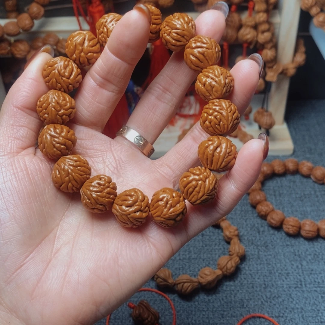 吊坠桃核龙纹桃枭