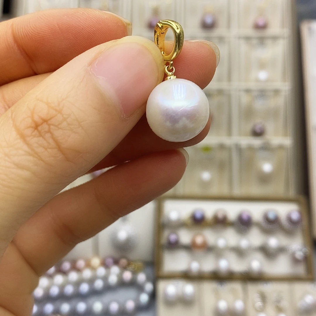 淡水珍珠颈饰合金